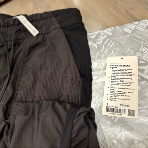 đź’šLululemon Beyond The Studio Joggersđź’šSize 8 - Picture 9 of 11